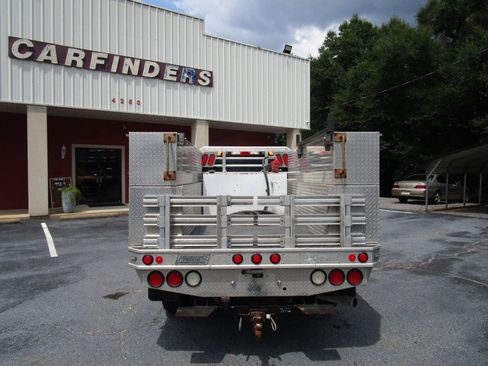 Used 2018 Ford F250 XL w/ Power Equipment Group RWD image 4