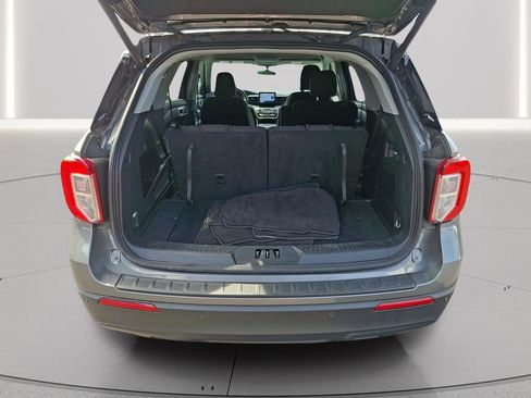 Used 2023 Ford Explorer XLT image 29