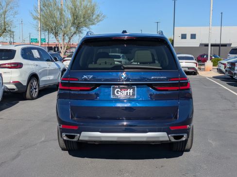 Used 2023 BMW X7 xDrive40i w/ Executive Package image 4