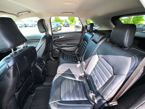 Certified 2024 Ford Edge SEL w/ Convenience Package AWD/4WD image 23