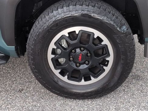 Certified 2026 Toyota 4Runner TRD Off-Road Premium AWD/4WD image 11