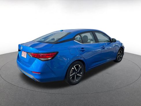 Used 2025 Nissan Sentra SV image 7