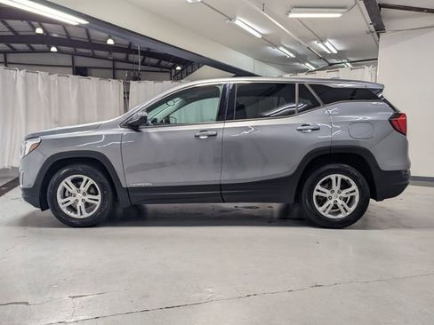 Used 2020 GMC Terrain SLE image 22