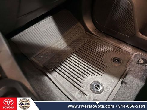 Used 2023 Toyota Tacoma TRD Sport image 23