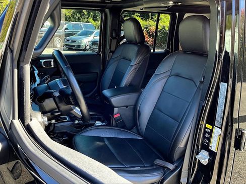 Used 2021 Jeep Wrangler Unlimited Sahara image 19