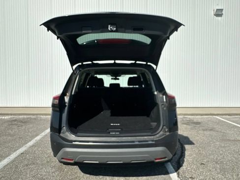 Used 2023 Nissan Rogue SV AWD/4WD image 21