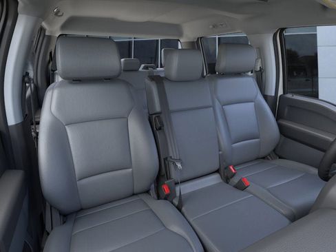 New 2026 Ford F250 XL w/ FX4 Off-Road Package image 10