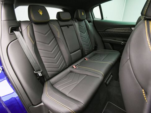 Used 2025 Maserati Grecale GT AWD/4WD image 46