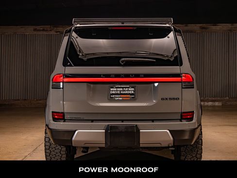 Used 2024 Lexus GX 550 image 7