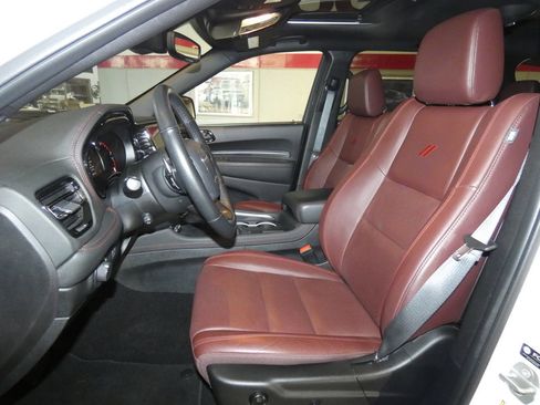 Used 2024 Dodge Durango GT image 9