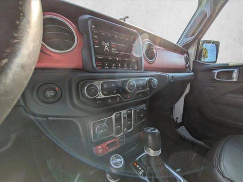 Used 2019 Jeep Wrangler Unlimited Rubicon w/ Dual Top Group image 16
