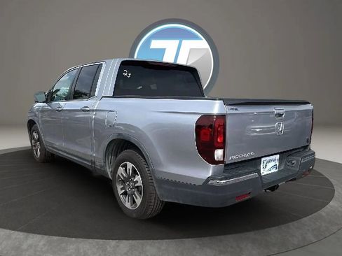 Used 2017 Honda Ridgeline RTL-T image 9