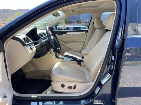 Used 2012 Volkswagen Passat 2.5 SE FWD image 14