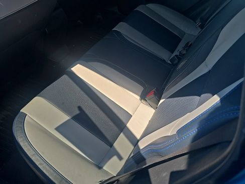 Used 2023 Subaru Crosstrek Hybrid w/ Moonroof Package w/Navigation AWD/4WD image 10