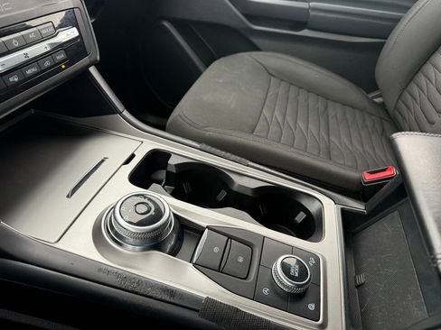 Used 2020 Ford Explorer XLT w/ Class III Trailer Tow Package image 12