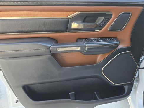 Used 2021 RAM 1500 Limited image 32