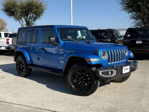 Used 2023 Jeep Wrangler Sahara w/ Cold Weather Group image 2