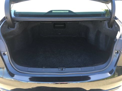 Used 2013 Toyota Avalon XLE FWD image 6