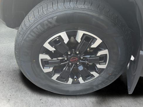 Certified 2022 Nissan Frontier PRO-4X w/ Technology Package AWD/4WD image 53