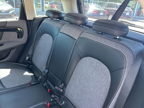 Used 2024 MINI Cooper Countryman S FWD image 12