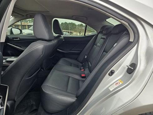 Used 2017 Lexus IS 200t image 17