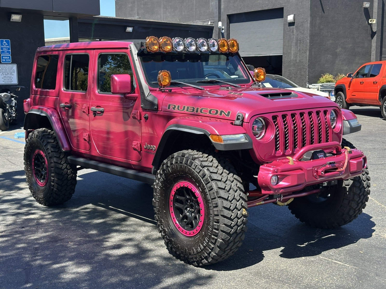 Used 2022 Jeep Wrangler Unlimited Rubicon 392 w/ Xtreme Recon 35" Tire Package AWD/4WD image 7