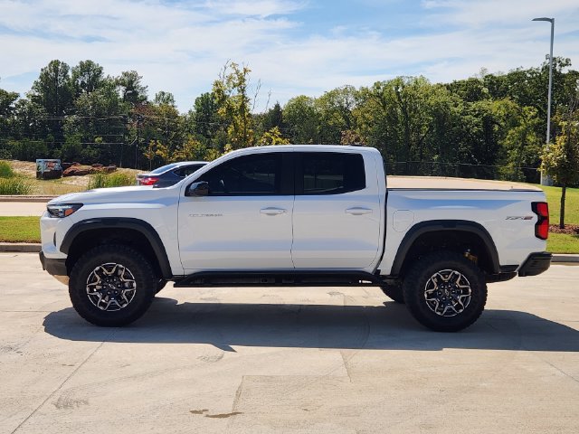 Used 2024 Chevrolet Colorado ZR2 w/ Safety Package AWD/4WD image 5
