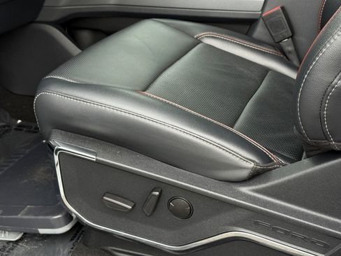 Used 2024 Ford F350 Lariat image 19