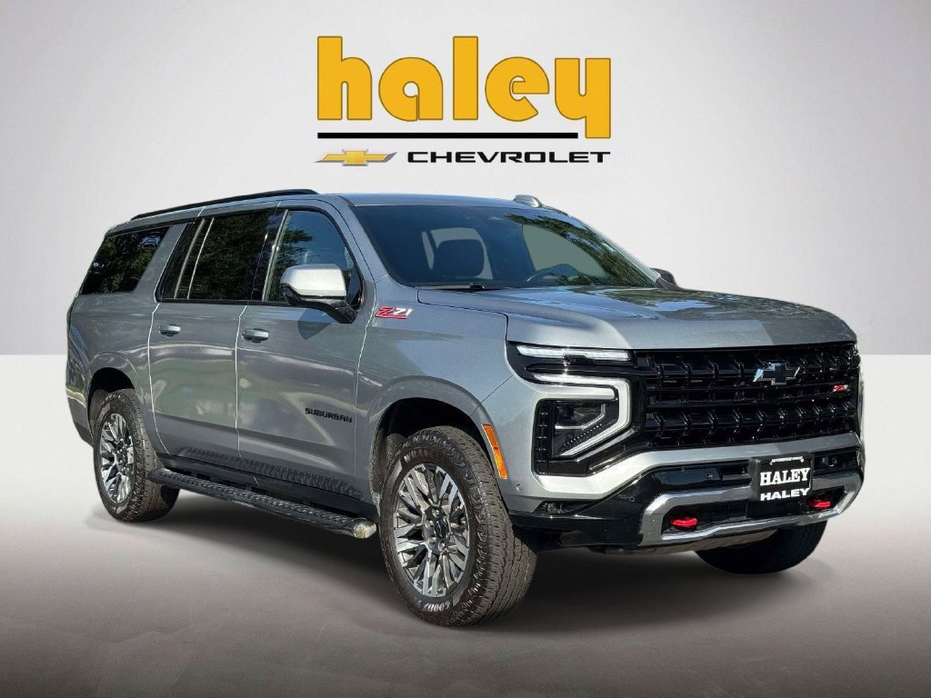 Used 2025 Chevrolet Suburban Z71 AWD/4WD image 1
