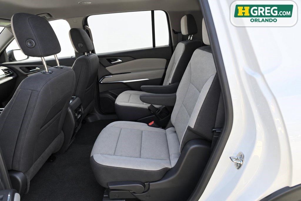 Used 2026 Chevrolet Traverse LT w/ Driver Confidence Package FWD image 12
