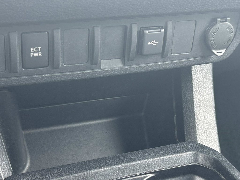 Used 2020 Toyota Tacoma SR5 RWD image 20