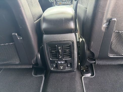Used 2021 Jeep Grand Cherokee Limited w/ Quick Order Package 28K 80th AWD/4WD image 17