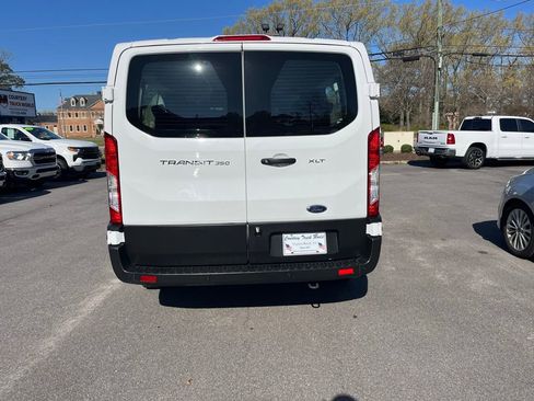 Used 2023 Ford Transit 350 XLT image 9