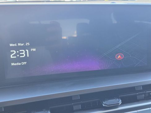 Used 2025 Kia Telluride S AWD/4WD image 24