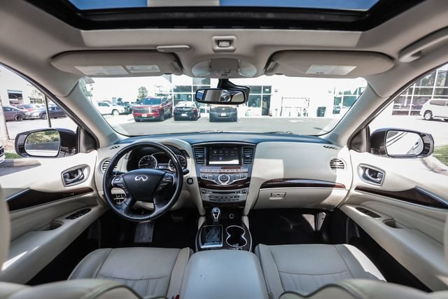 Used 2017 INFINITI QX60 Luxe w/ Deluxe Technology Package AWD/4WD image 44