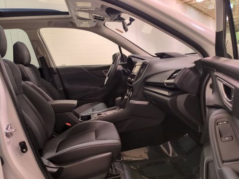 Certified 2023 Subaru Forester Premium image 10