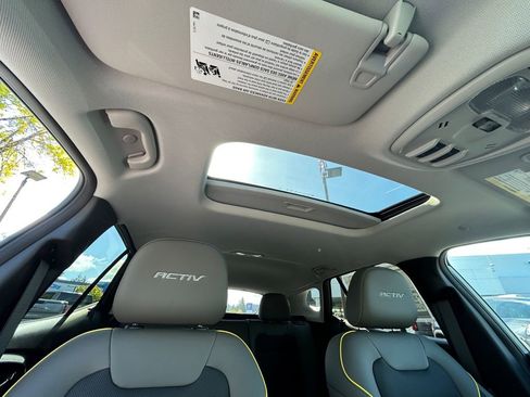 New 2026 Chevrolet Trax ACTIV w/ Sunroof Package image 27