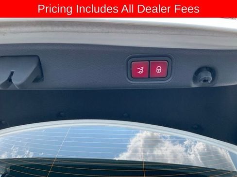 Used 2022 Mercedes-Benz E 53 AMG 4MATIC Sedan image 16