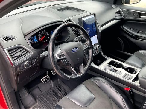 Used 2022 Ford Edge ST w/ Equipment Group 401A image 16