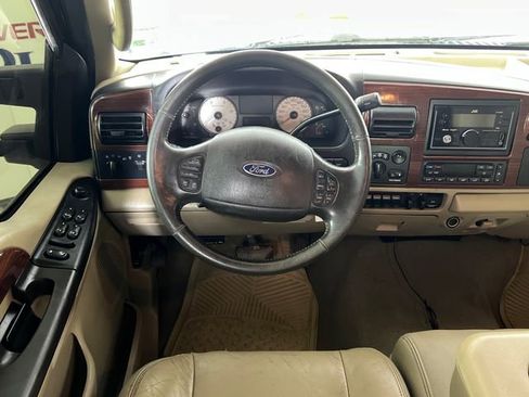 Used 2006 Ford F350 Lariat image 14