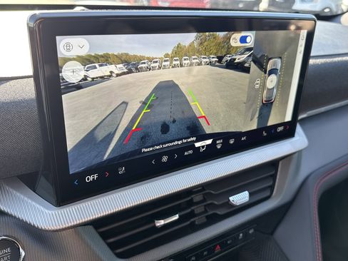 New 2026 Ford Explorer ST-Line w/ ST-Line Street Pack image 29