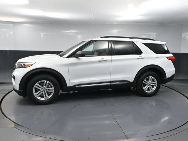 Used 2022 Ford Explorer XLT w/ Class IV Trailer Tow Package AWD/4WD image 8