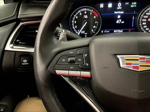 Used 2024 Cadillac XT6 Sport w/ Technology Package AWD/4WD image 27