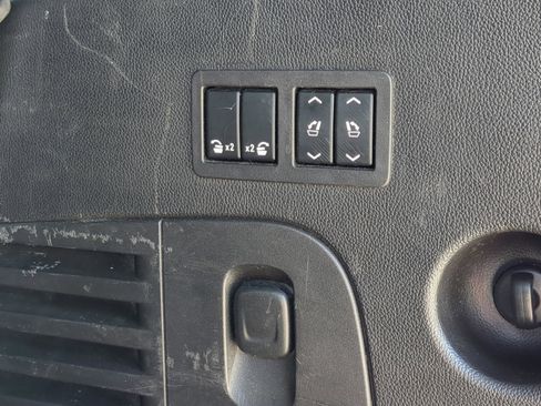 Used 2016 Chevrolet Tahoe LT image 36