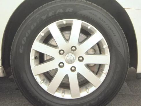 Used 2016 Chrysler Town & Country Touring w/ Driver Convenience Group FWD image 20