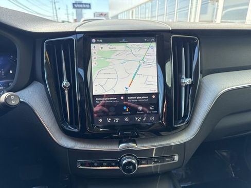 Certified 2025 Volvo XC60 B5 Plus AWD/4WD image 24