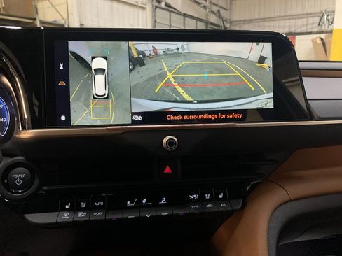 New 2026 Toyota Crown Signia image 22