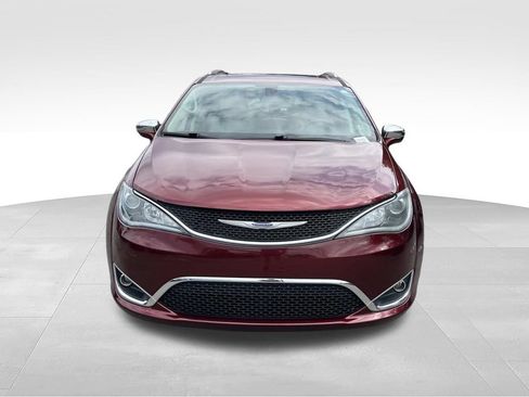 Used 2020 Chrysler Pacifica Limited FWD image 10