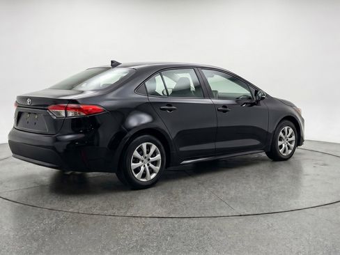 Used 2025 Toyota Corolla LE FWD image 9