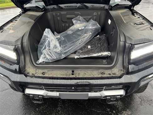 New 2025 GMC Hummer EV 3X image 39